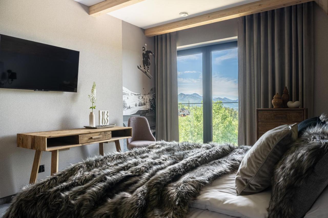 Teddy Bear Bed & Breakfast *